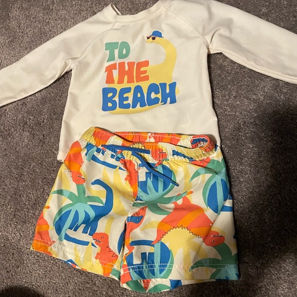 Old Navy Baby swimsuit bundle - Picture 4 of 9
